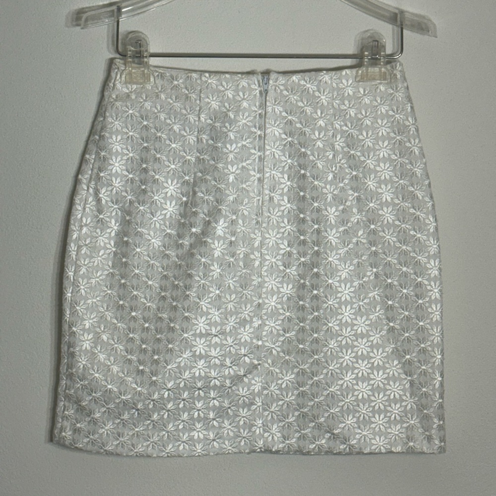 Vintage Tina Hagen Ivory Daisy Embroidered Skirt Size Small Petite - Picture 3 of 9
